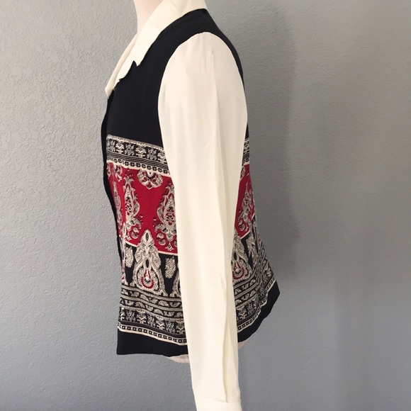 European blouse - Picture 3 of 6
